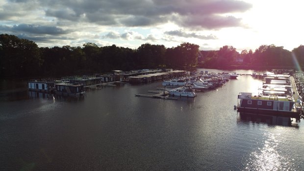 Hausboot mieten ohne Führerschein - Hausboot führerscheinfrei mieten